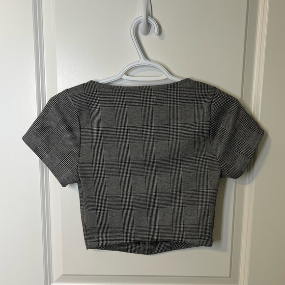Hollister Plaid Crop Top - Picture 2 of 5